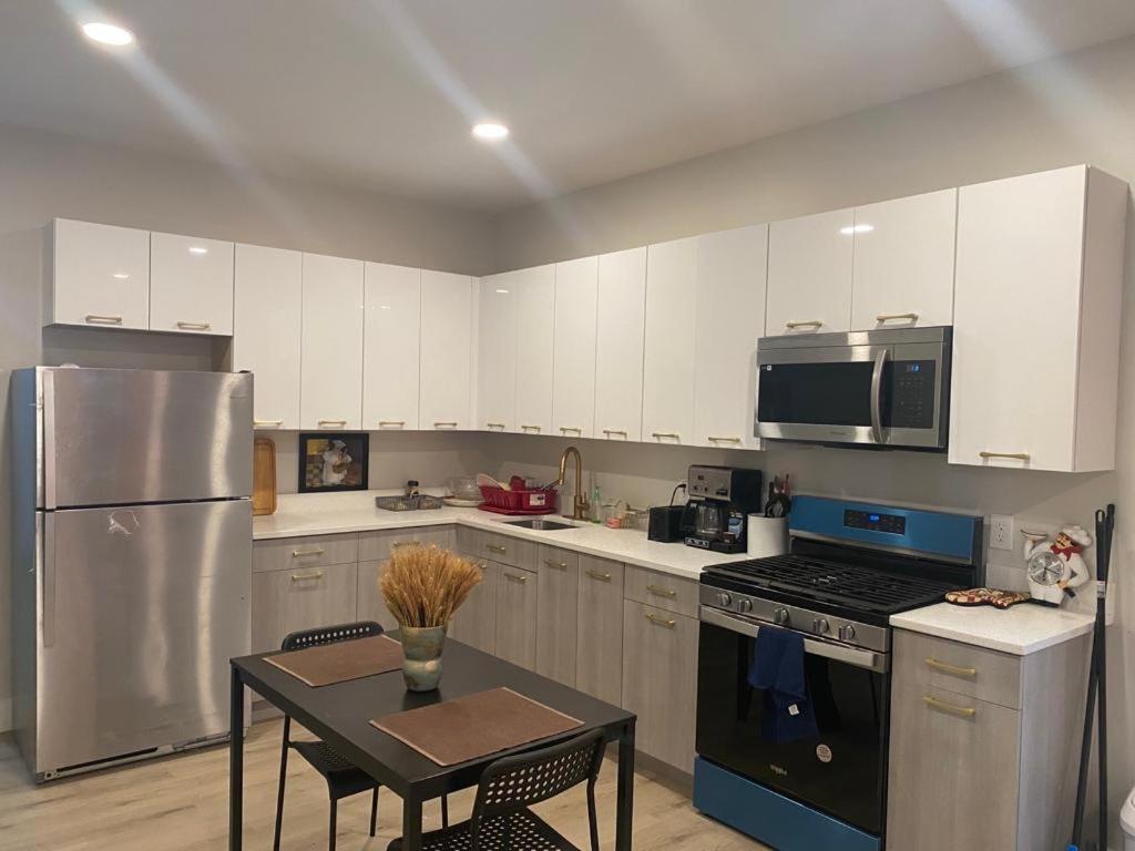 Stylish Room 8Mins To Newark Airport Exteriör bild